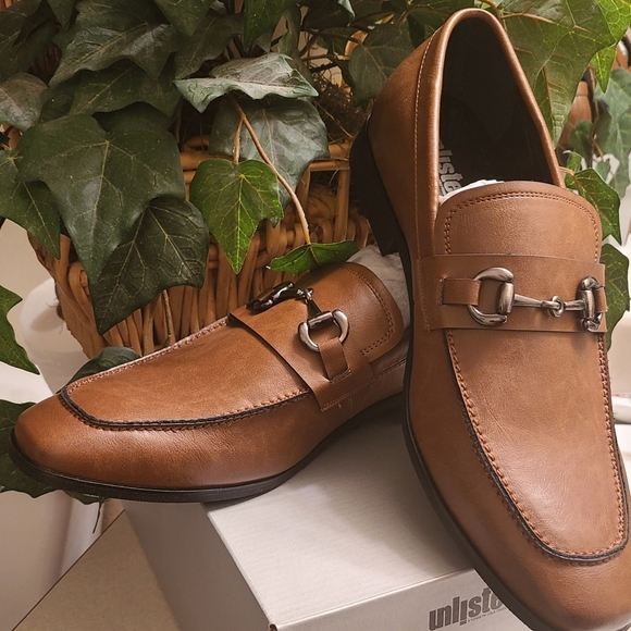 Kenneth Cole- Cognac Loafer (NWT) - Picture 1 of 2